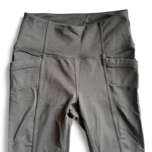 Athleta black leggings with side pockets and back pockets size XXS - Picture 6 of 8